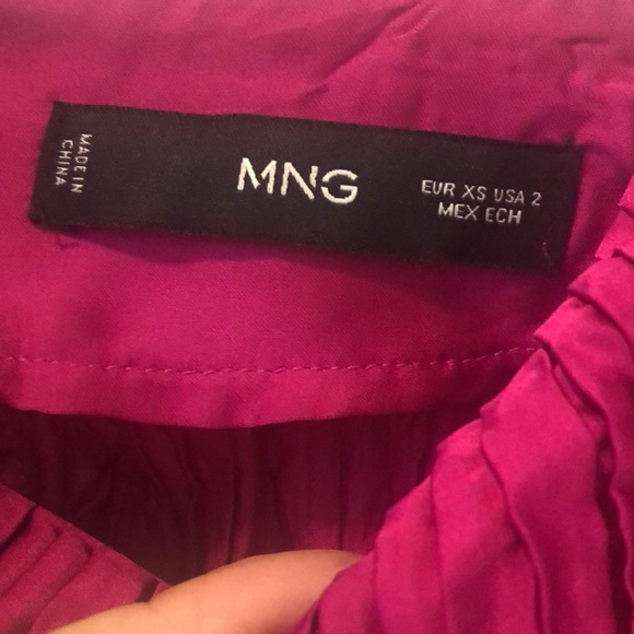 Beautiful too - Picture 4 of 4